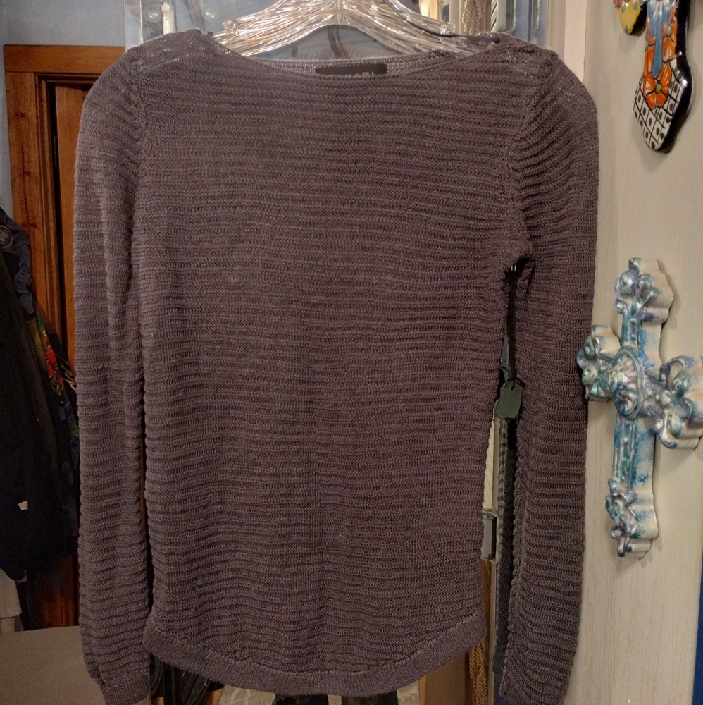 Tahari Gray Crew Neck Sweater Soft Knit Essential